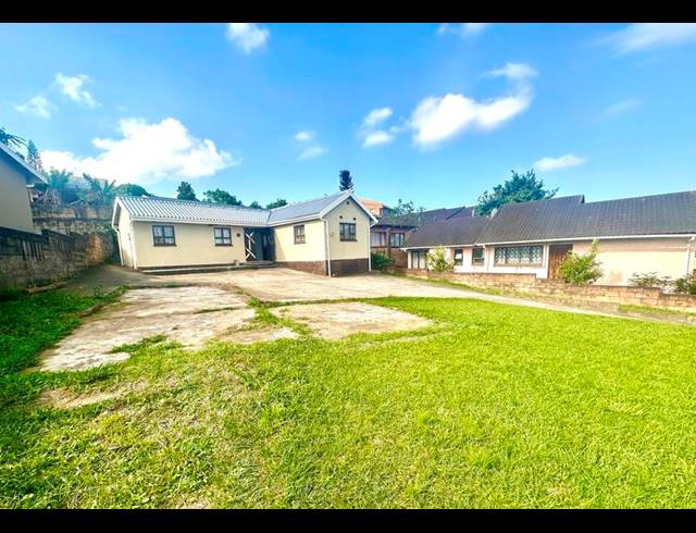 2 BEDROOM HOUSE FOR SALE IN UMLAZI BB